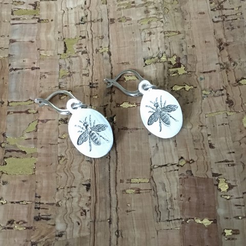 Bee Crest Earrings sterling silver